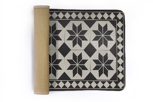 Rug Star geometric pattern