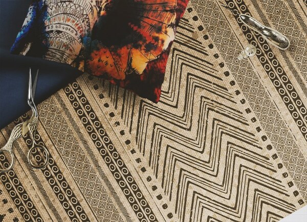 Universal vinyl carpet Zigzags and lines