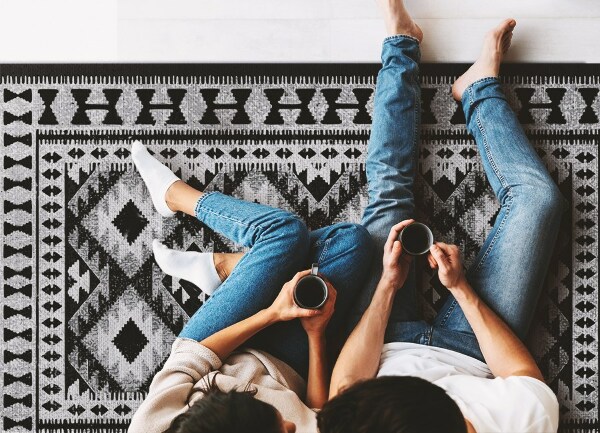 Vinyl rug Black rhombuses