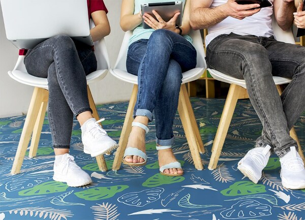 Universal vinyl rug Hawaiian leaves