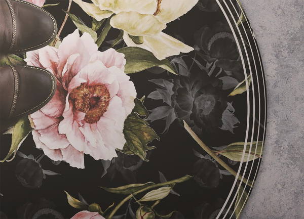 Vinyl rug Roses