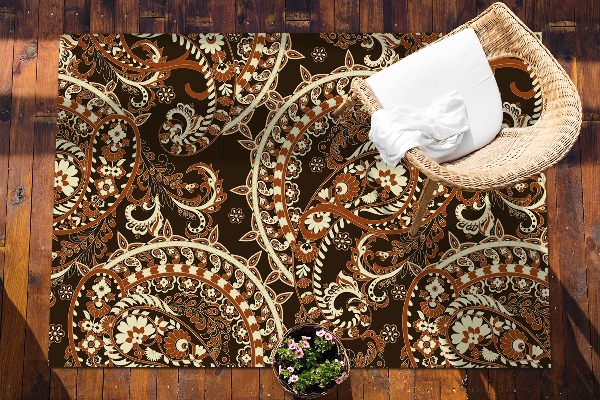 Modern balcony rug retro paisley