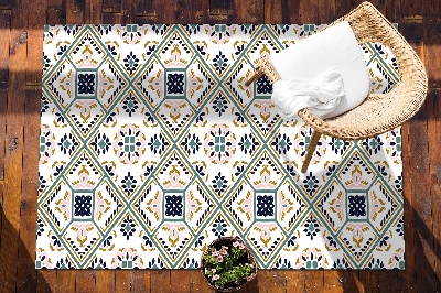 Outdoor carpet for terrace geometric pattern