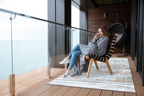 Outdoor terrace carpet retro boards