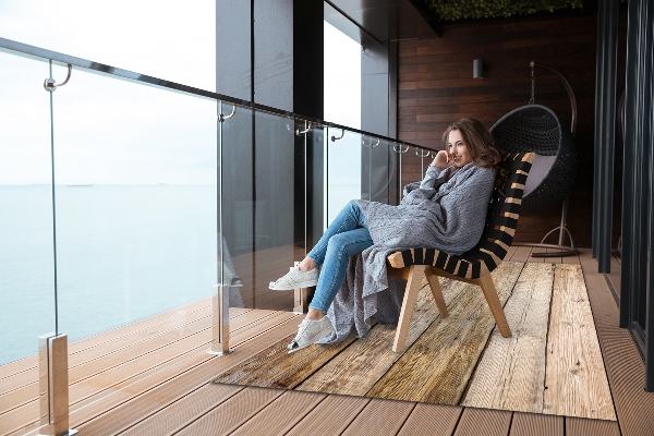 Modern terrace mat boards