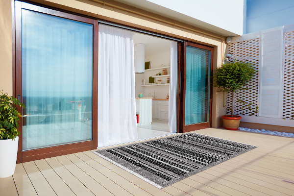 Outdoor rug for terrace Black stripes
