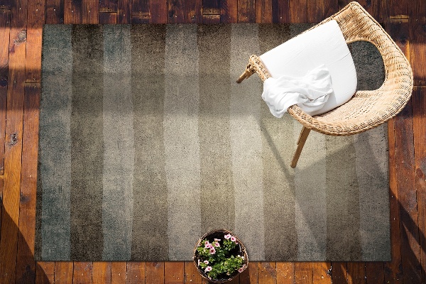 Outdoor rug for terrace horizontal stripes