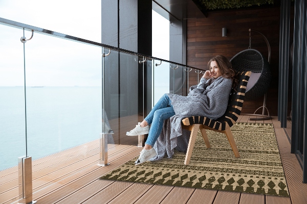 Modern outdoor carpet Zigzags and lines
