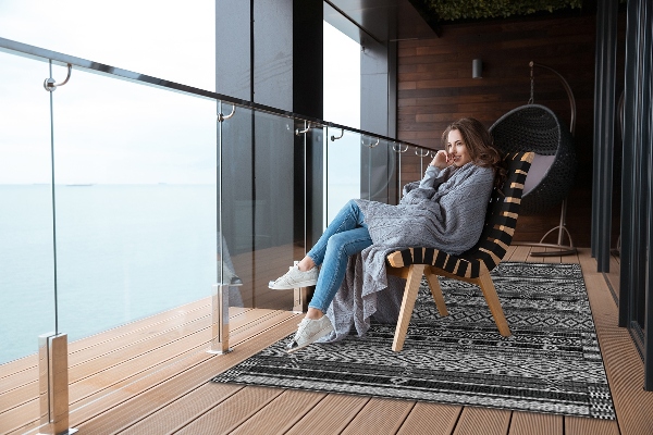 Outdoor carpet for balcony terrace small diamonds