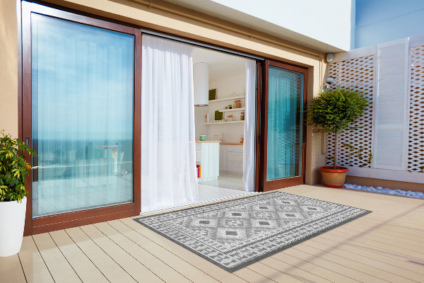 Carpet for terrace garden balcony The classic pattern