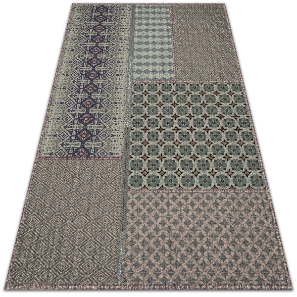 Outdoor rug for terrace Aztec style