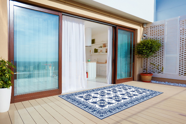 Outdoor terrace carpet Peacock feathers
