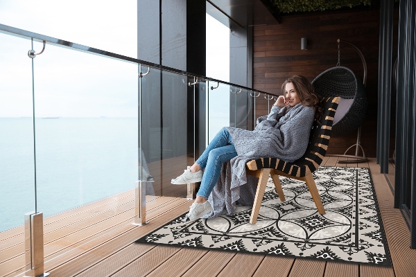 Outdoor rug for terrace vintage wheels
