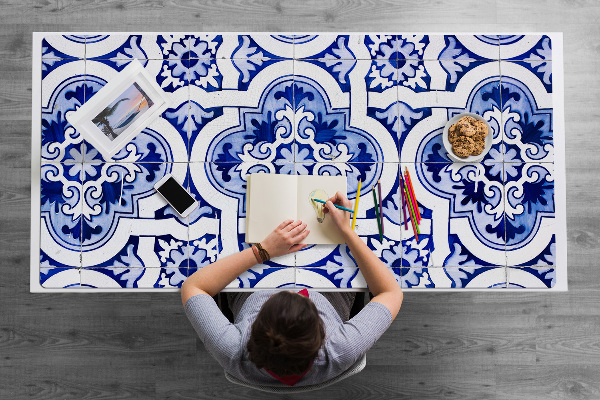 Desk mat blue tiles