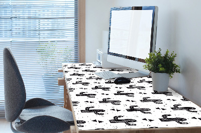 Full desk mat black cacti