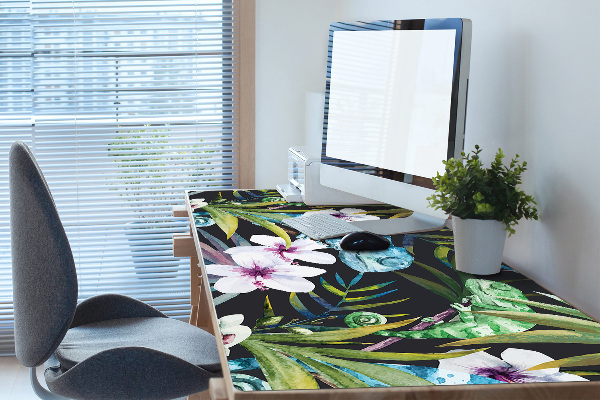 Desk mat blue chameleon