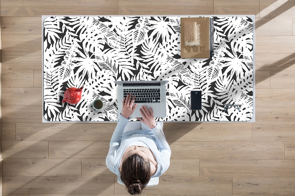 Desk mat Black and white leaves
