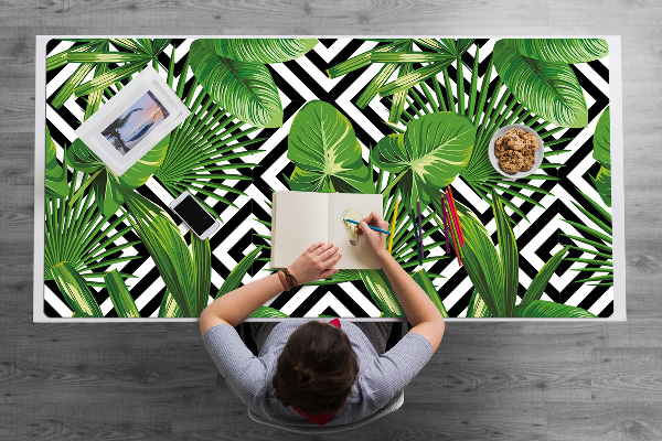 Desk mat geometric leaves
