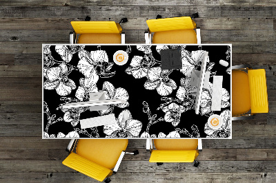 Full desk mat flowers negative