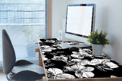 Full desk mat flowers negative