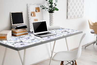 Desk pad blue roses