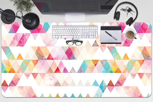 Desk mat geometry of triangles