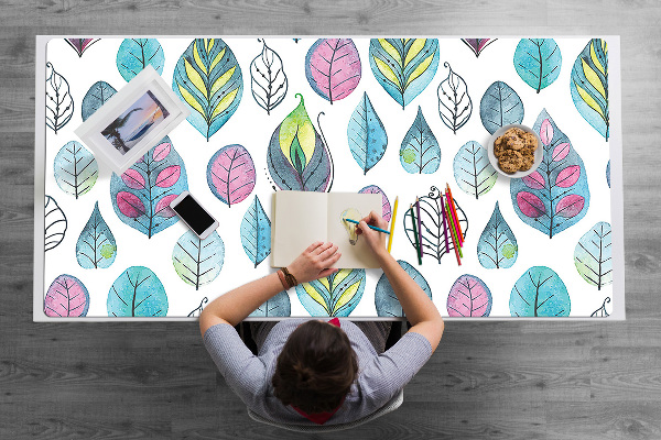 Desk mat cartoonish leaves