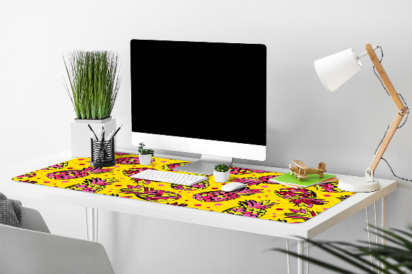 Full desk mat pink pineapples