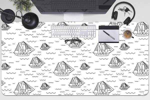 Full desk pad Sailing ships at sea