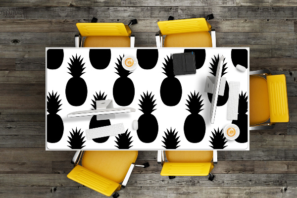 Full desk mat black pineapples