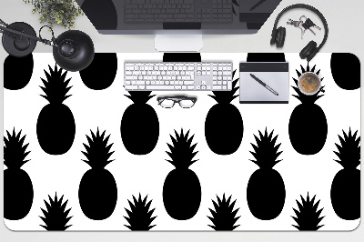 Full desk mat black pineapples