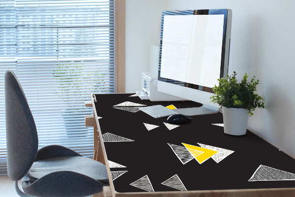 Full desk pad drawn triangles
