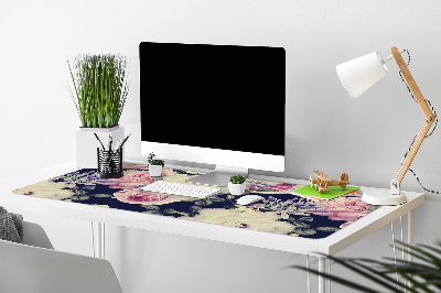 Desk mat Vintage white roses