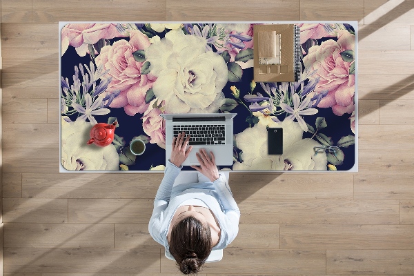 Desk mat Vintage white roses