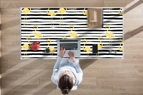 Full desk mat Gold flamingos