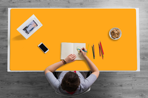 Full desk mat indirect yellow