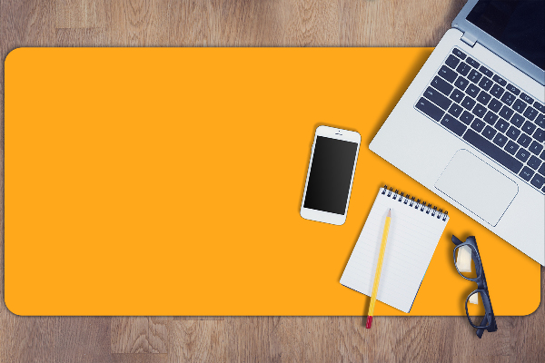 Full desk mat indirect yellow
