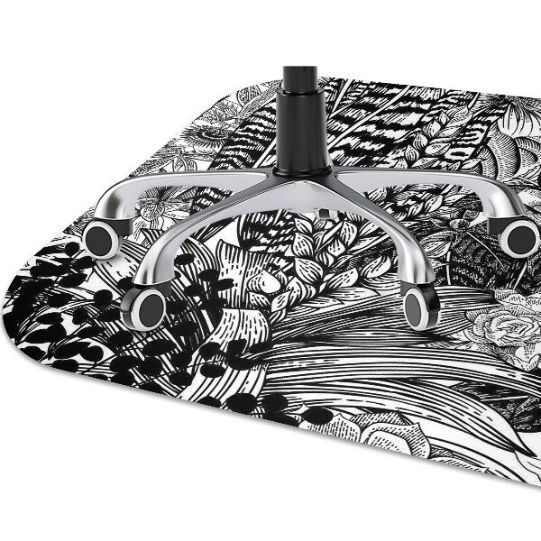 Chair mat Black and white leaves