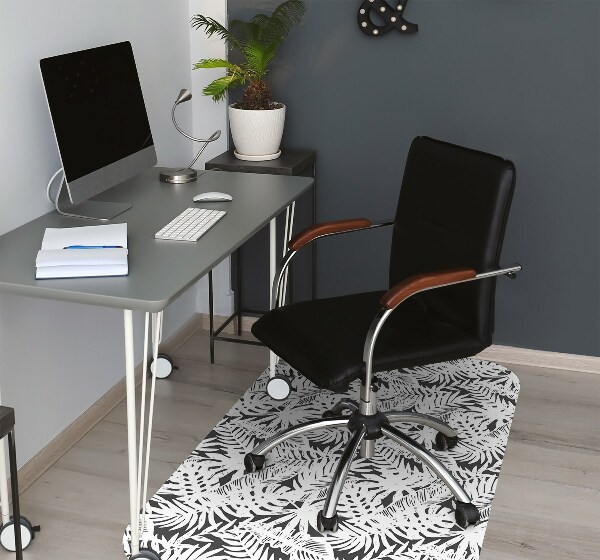 Chair mat Black and white leaves