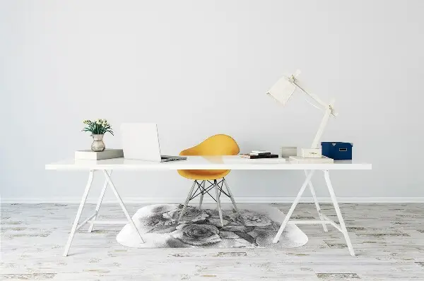 Office chair mat Black-and-white roses
