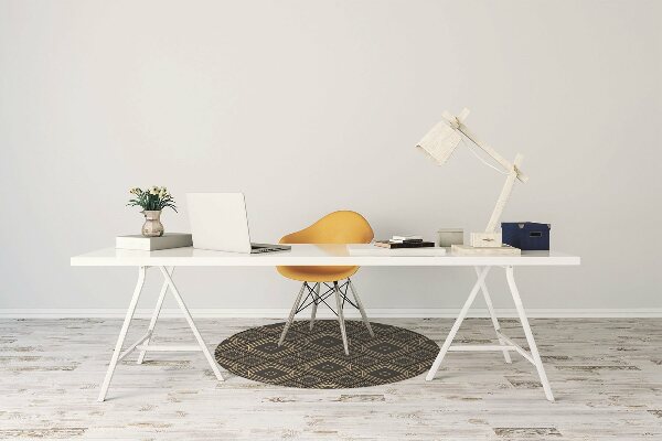 Chair mat geometric illusion