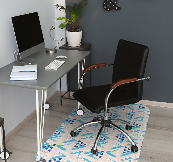 Desk chair mat triangles pattern
