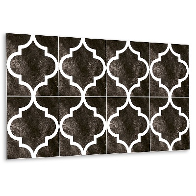 Wall paneling Arabic pattern