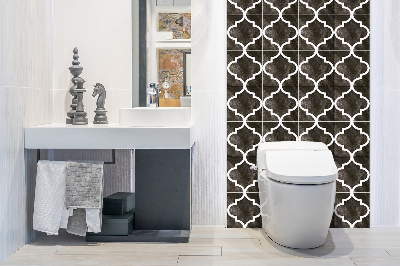 Wall paneling Arabic pattern