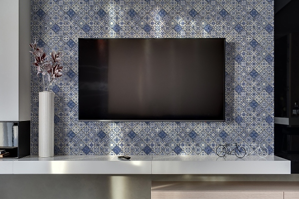 TV wall panel Portuguese pattern